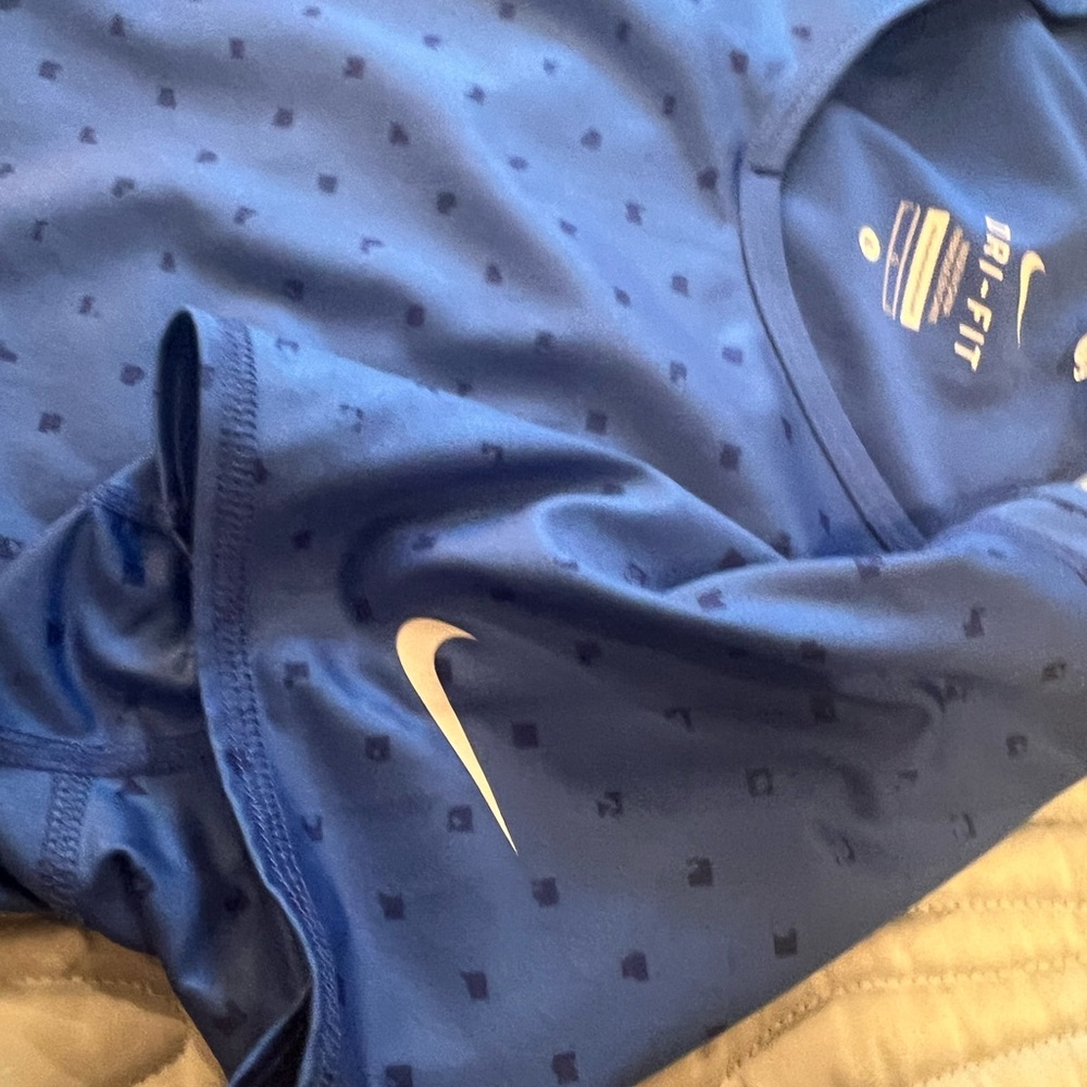 Nike Dri-FIT Royal Blue Micro Swoosh V-Neck Tee - Picture 5 of 5